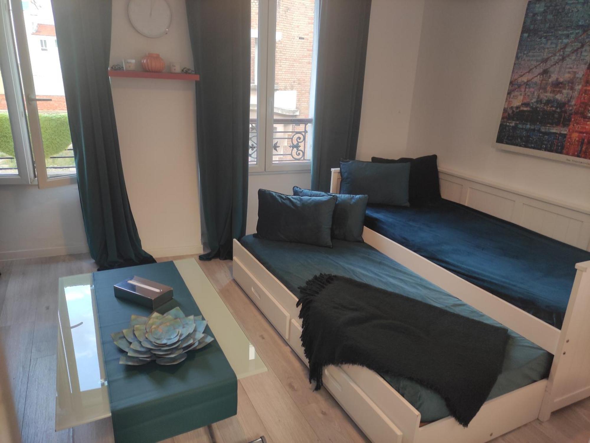 Appartement Paisible Clichy Bagian luar foto
